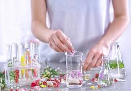 PROFUMI,ESSENZE E DEODORANTI